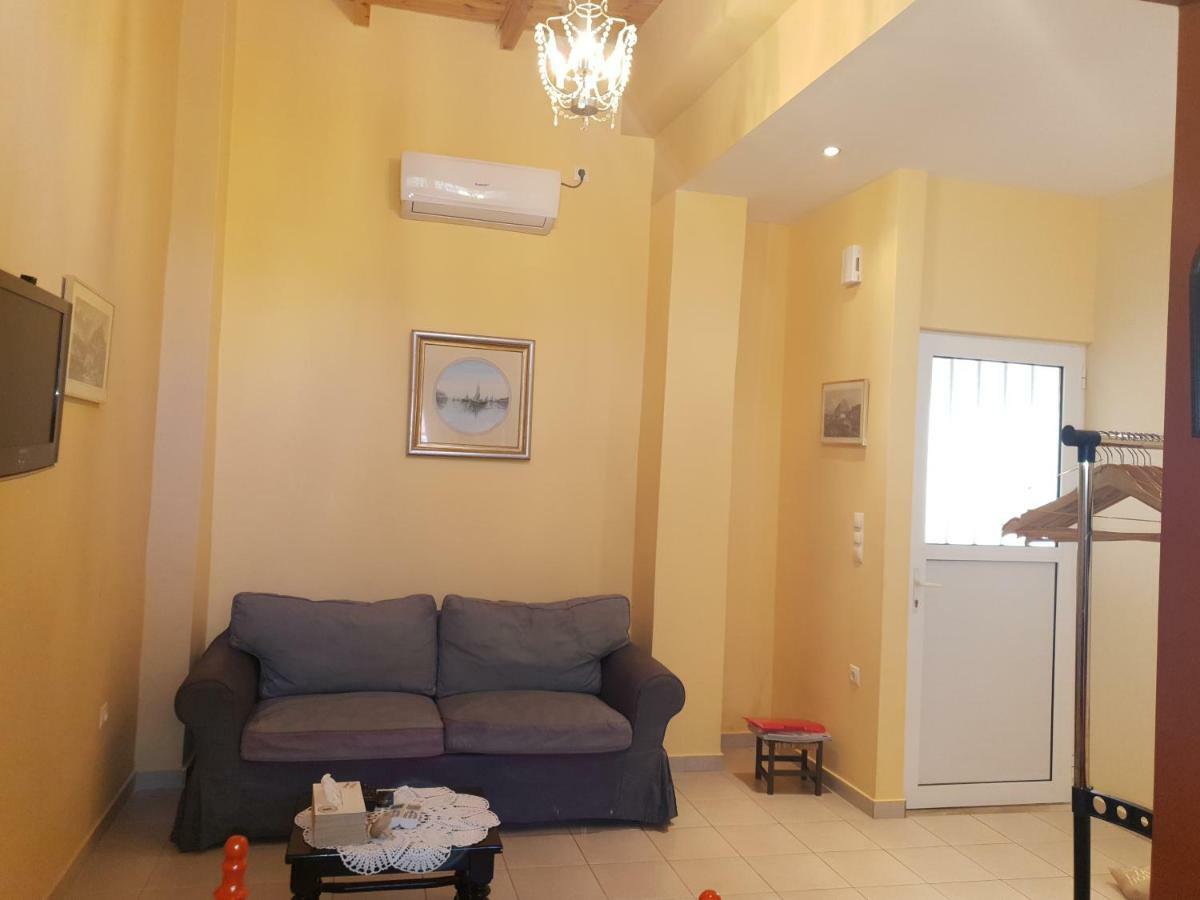 Angeliki'S Apartment Афины Экстерьер фото