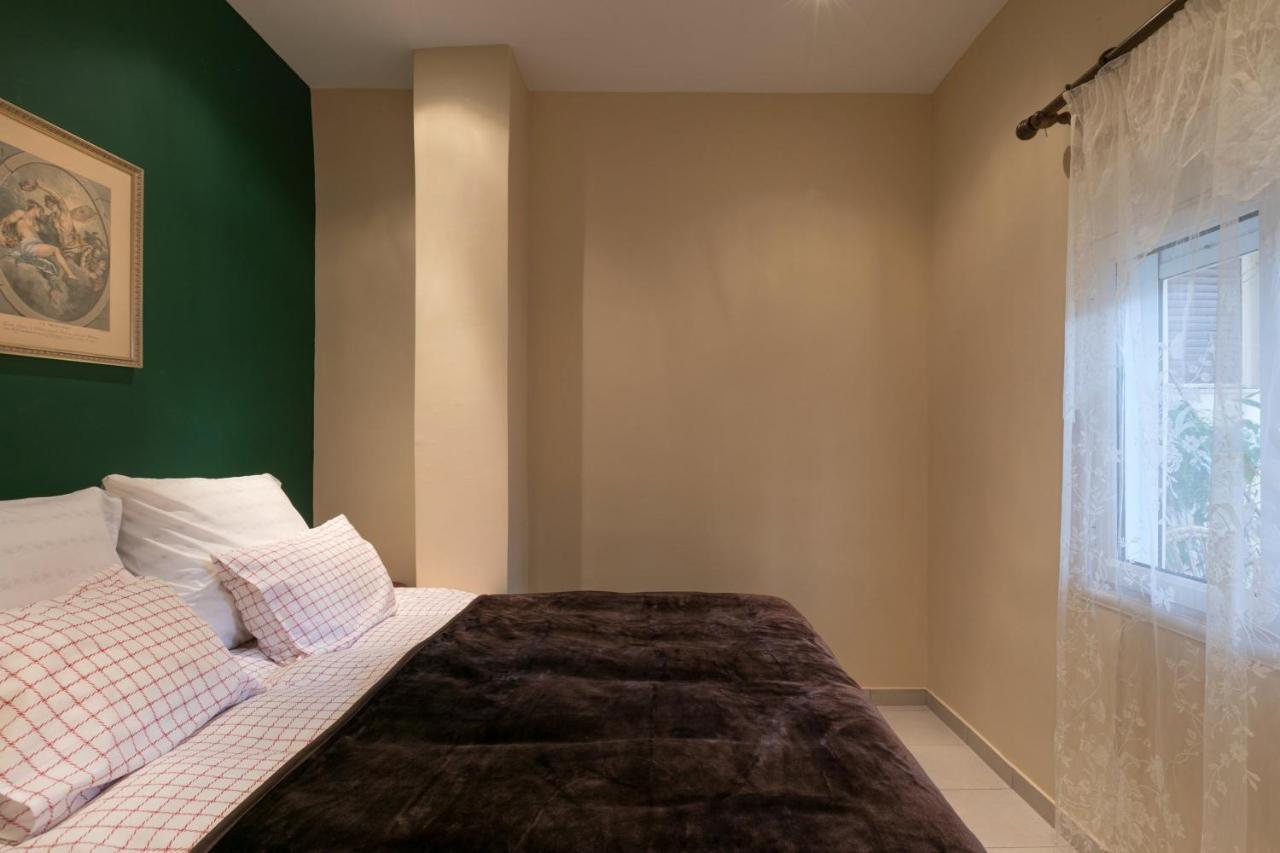 Angeliki'S Apartment Афины Экстерьер фото